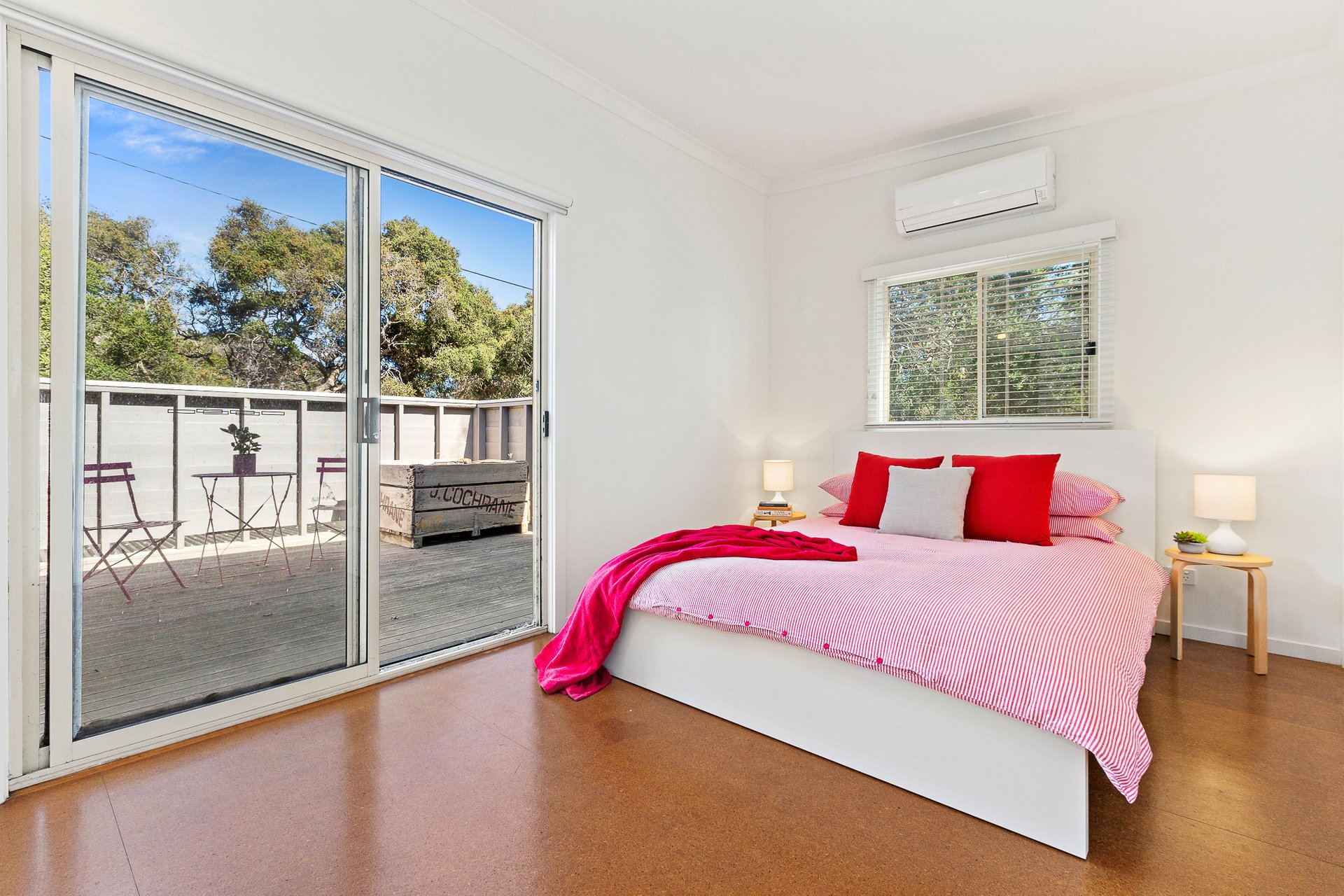 Property Gallery Thumbnail 8