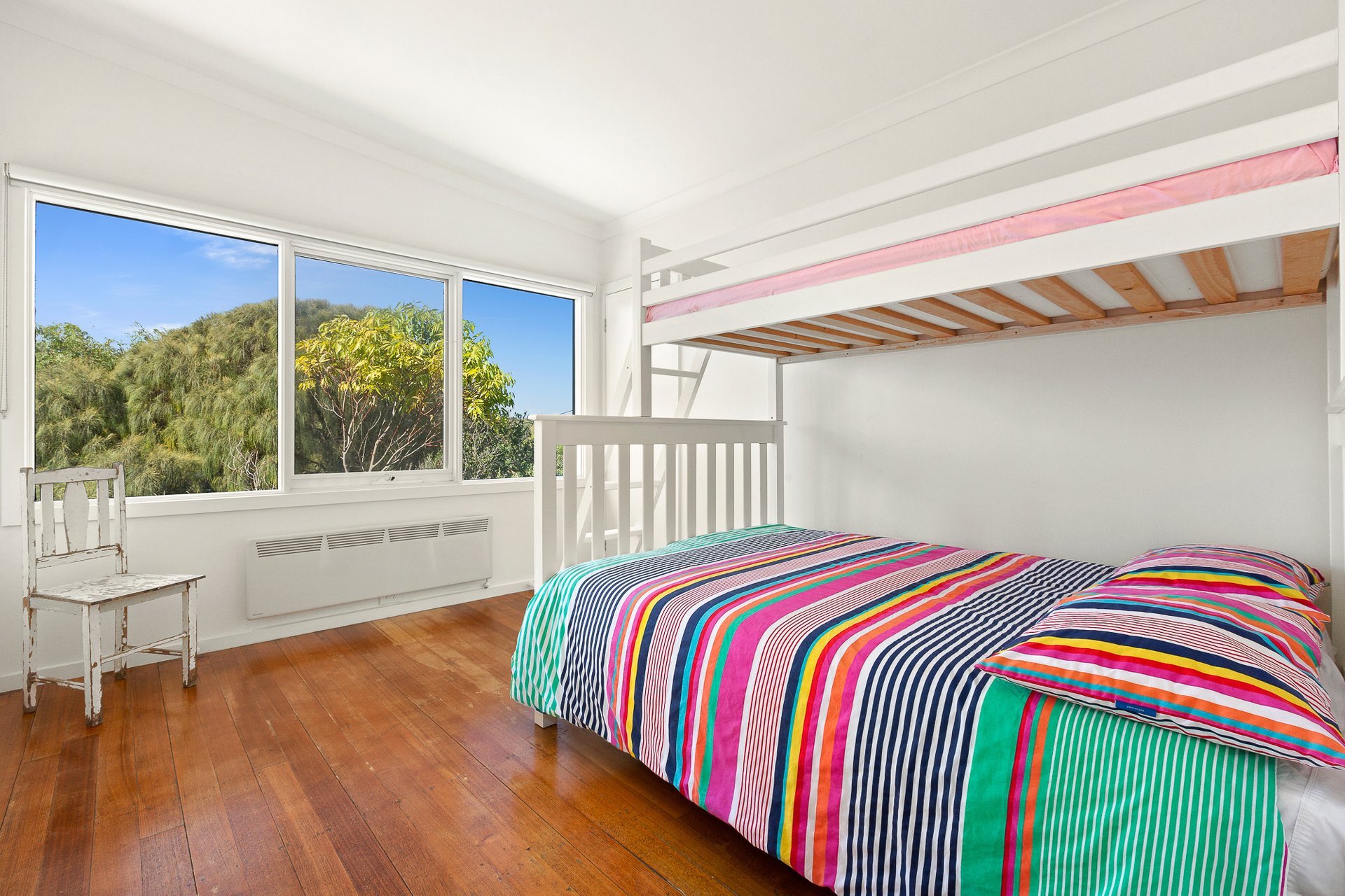 Property Gallery Thumbnail 9