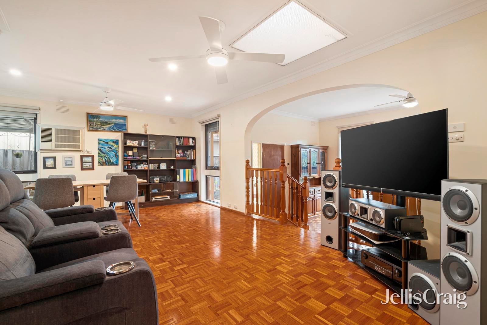 30 Williams Road, Mooroolbark image 3