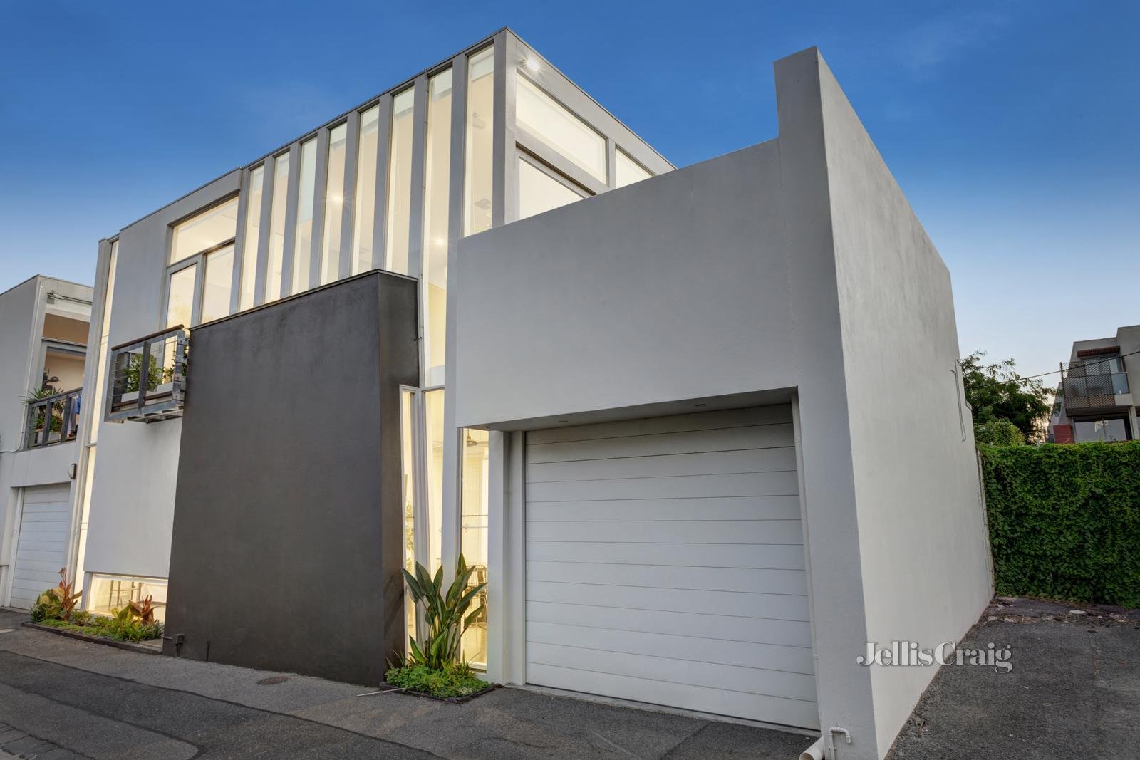 30 Willow Lane, Richmond - Print Image 1