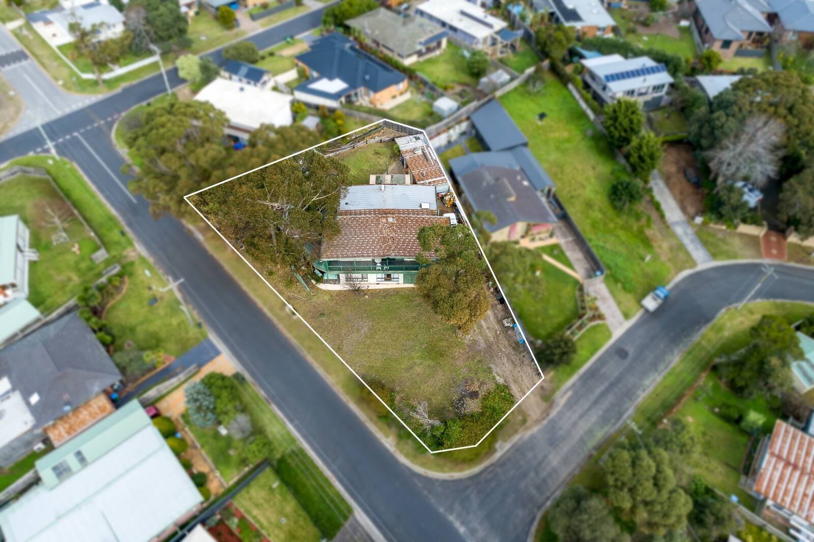 Property Gallery Thumbnail 4