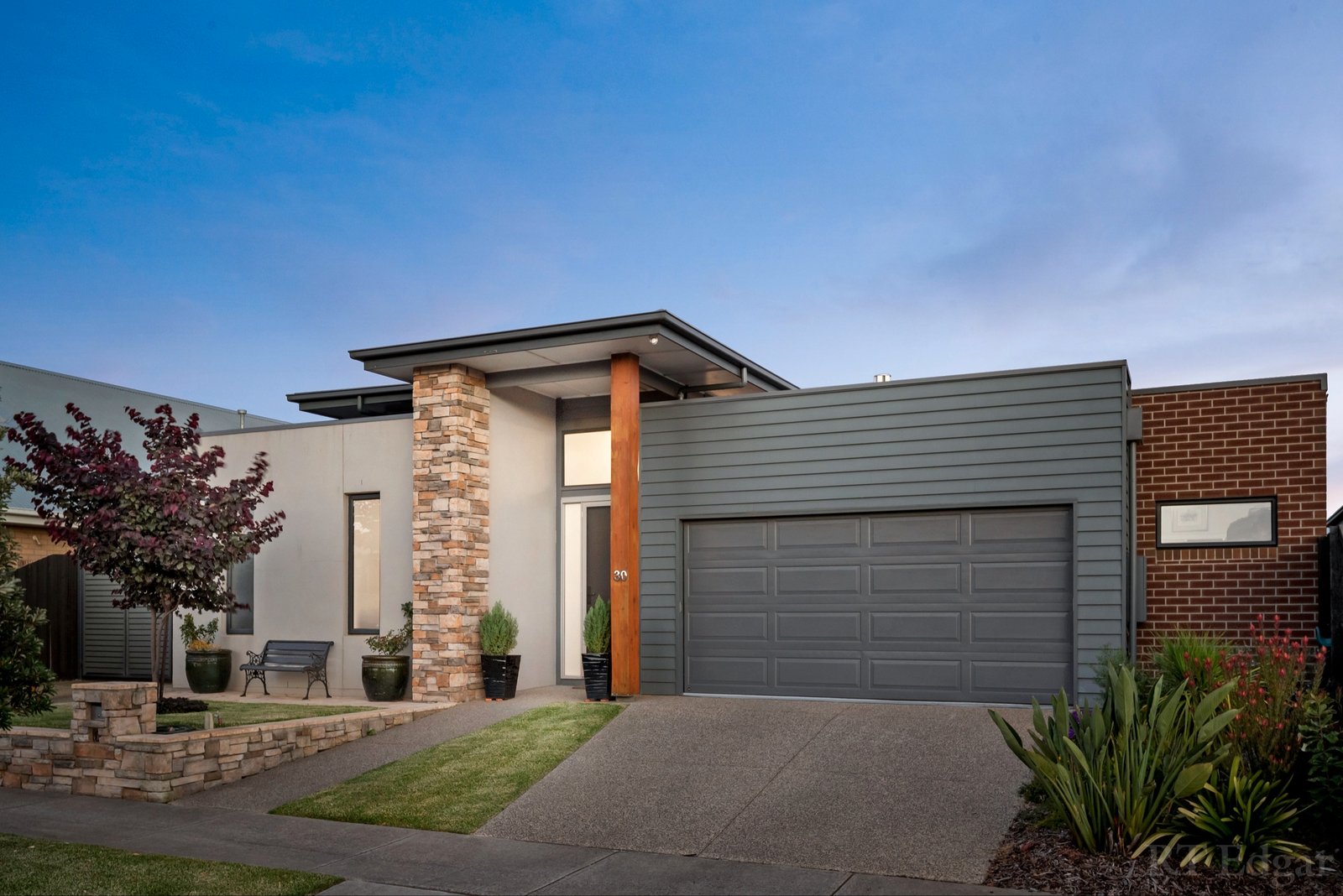 Property Gallery Thumbnail 2