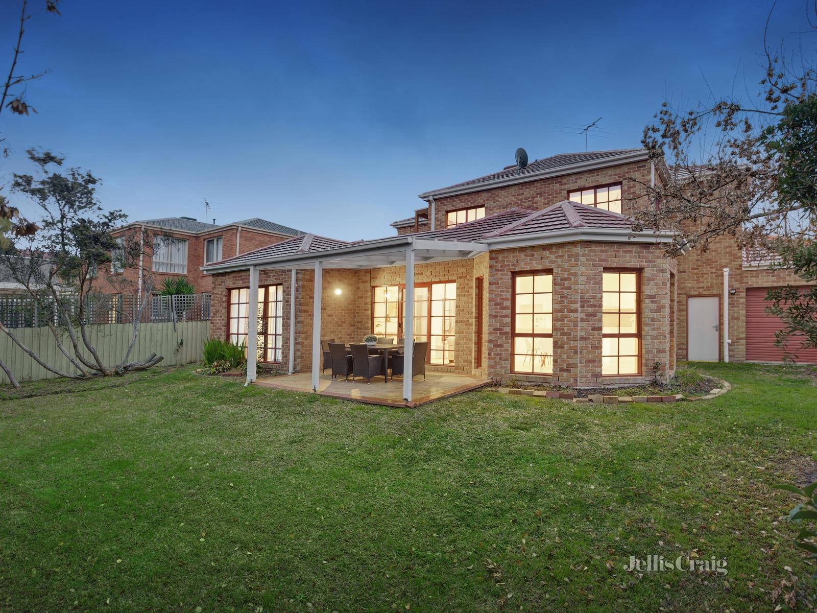 30 Yarra Valley Boulevard, Bulleen image 16