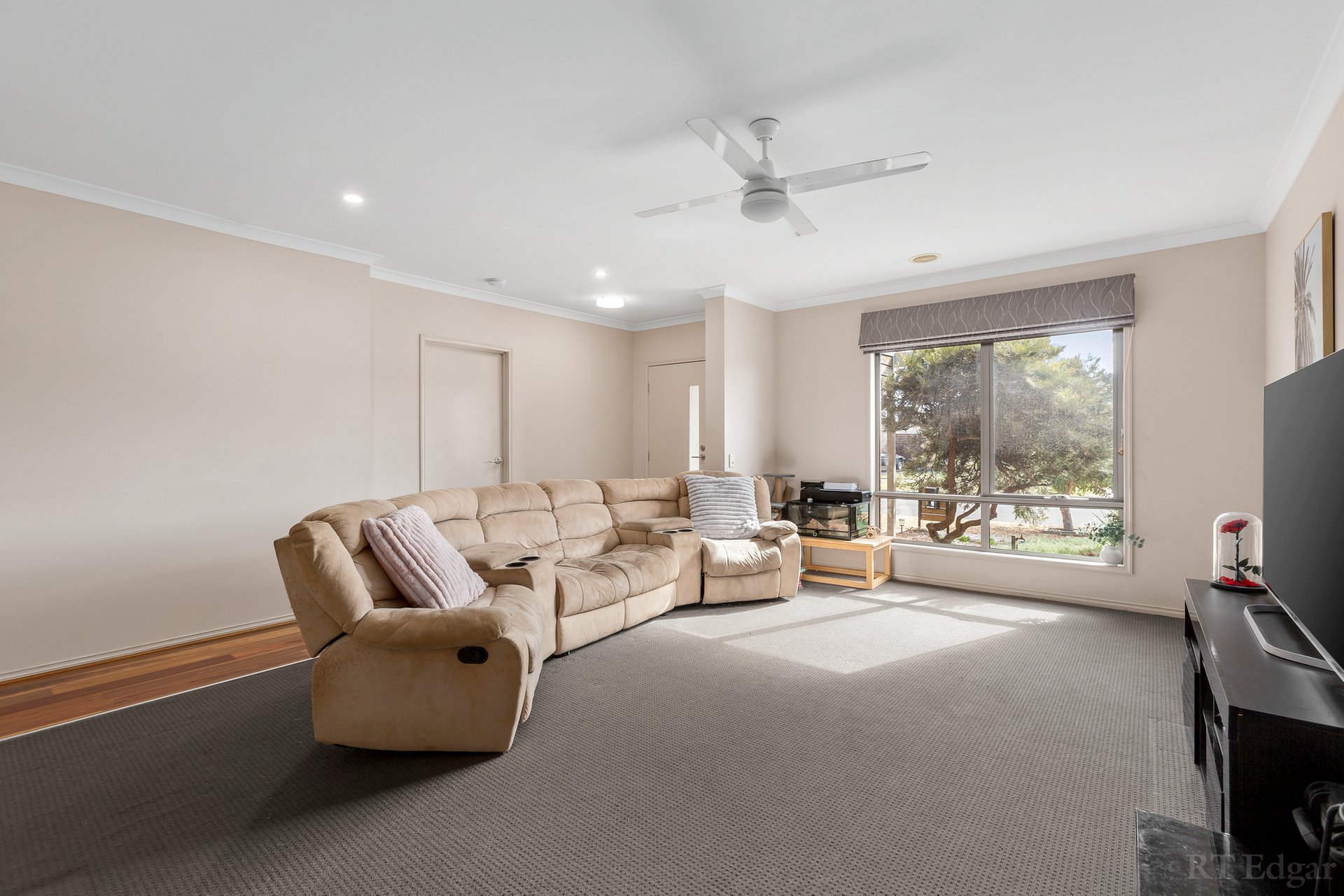 Property Gallery Thumbnail 4