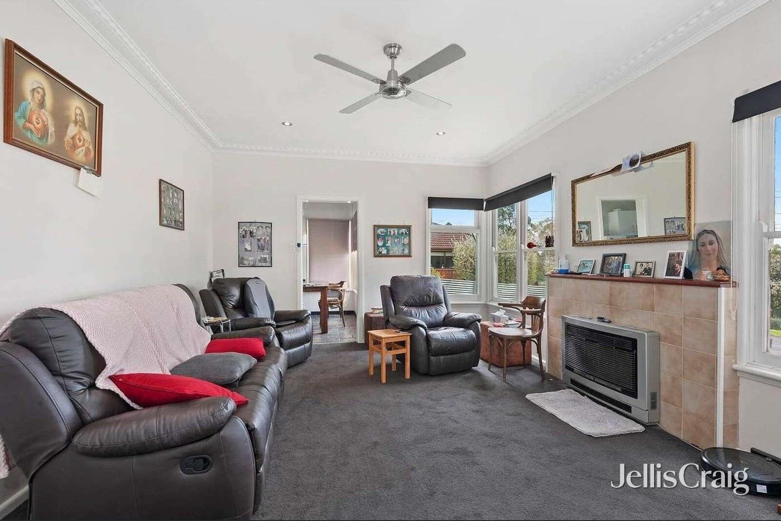 30 York Street, Golden Point image 3
