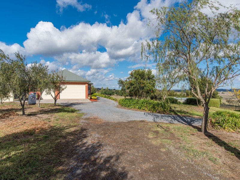 300 Edward Road, Chirnside Park image 16