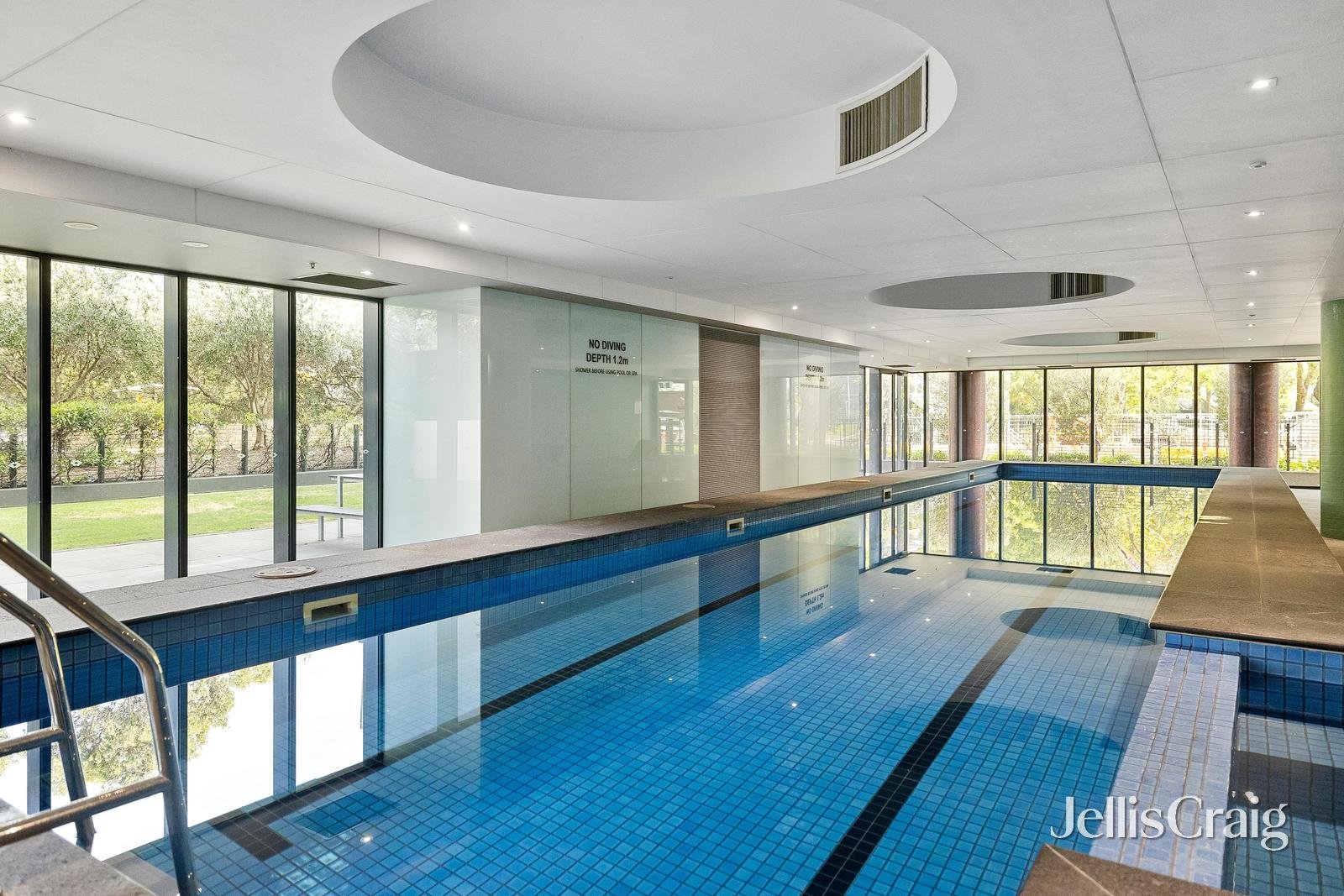 301/1 Roy Street, Melbourne image 10