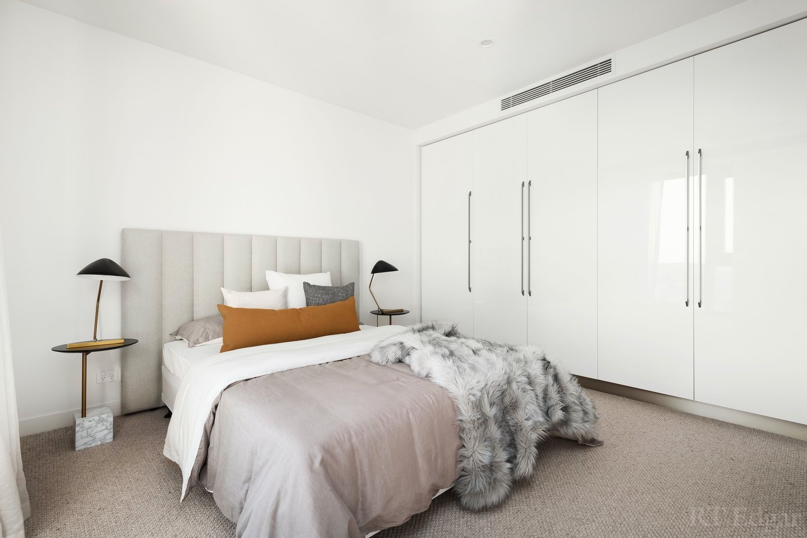 Property Gallery Thumbnail 5