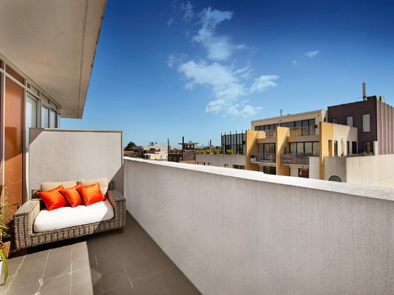 301/122 Ormond Road, Elwood image 5