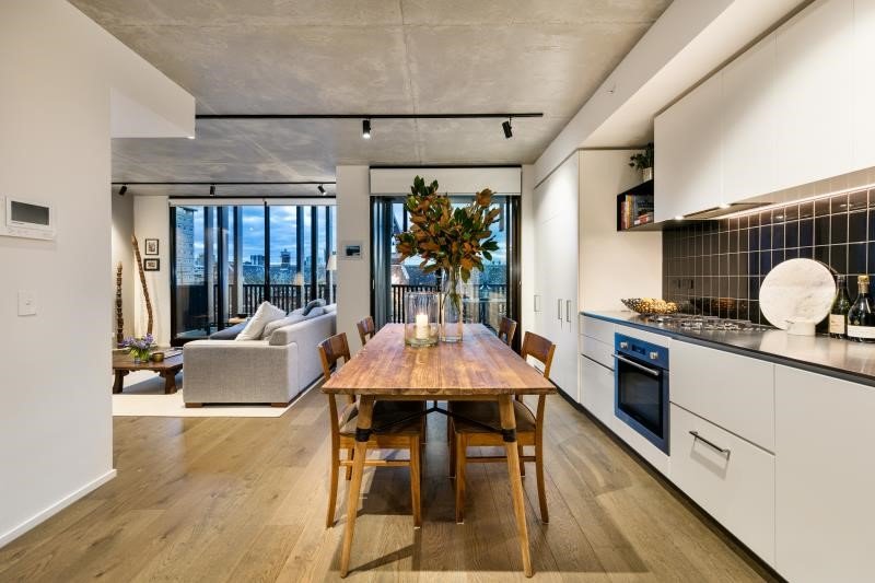 301/139 York St, Prahran image 3