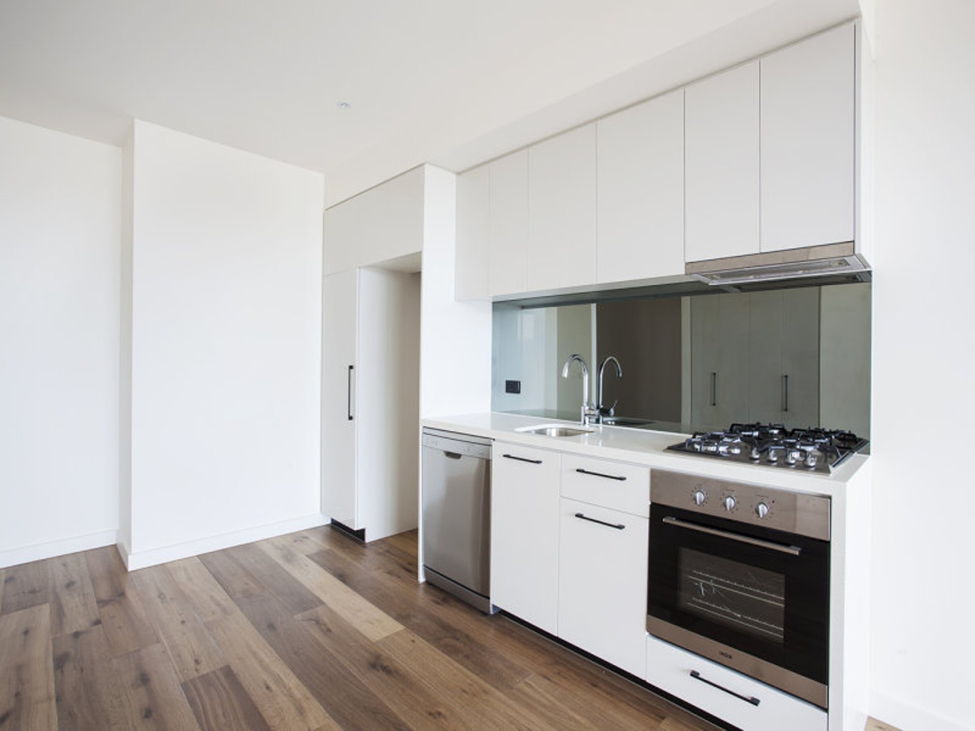 Property Gallery Thumbnail 2