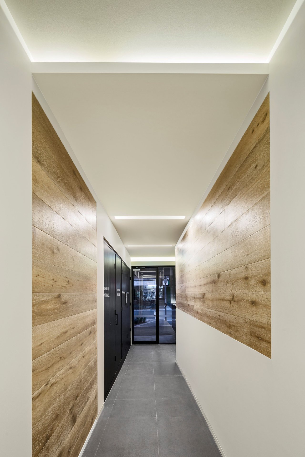 Property Gallery Thumbnail 6