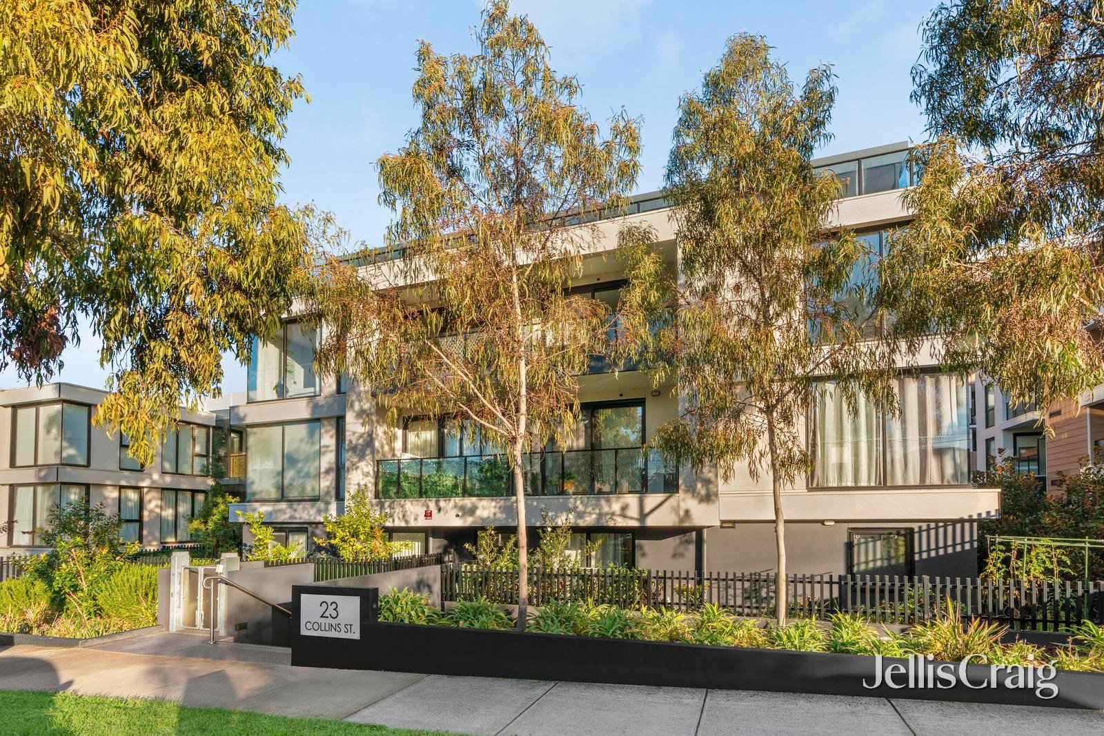 301/23 Collins Street, Chadstone image 1