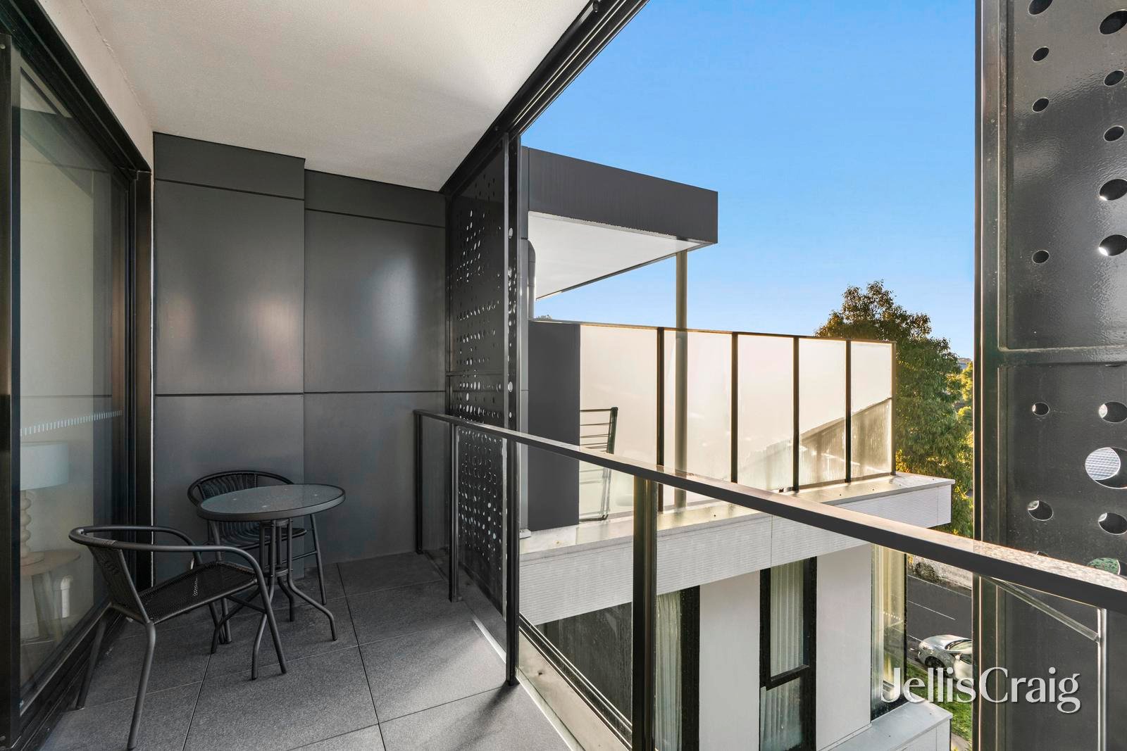 301/23 Collins Street, Chadstone image 7