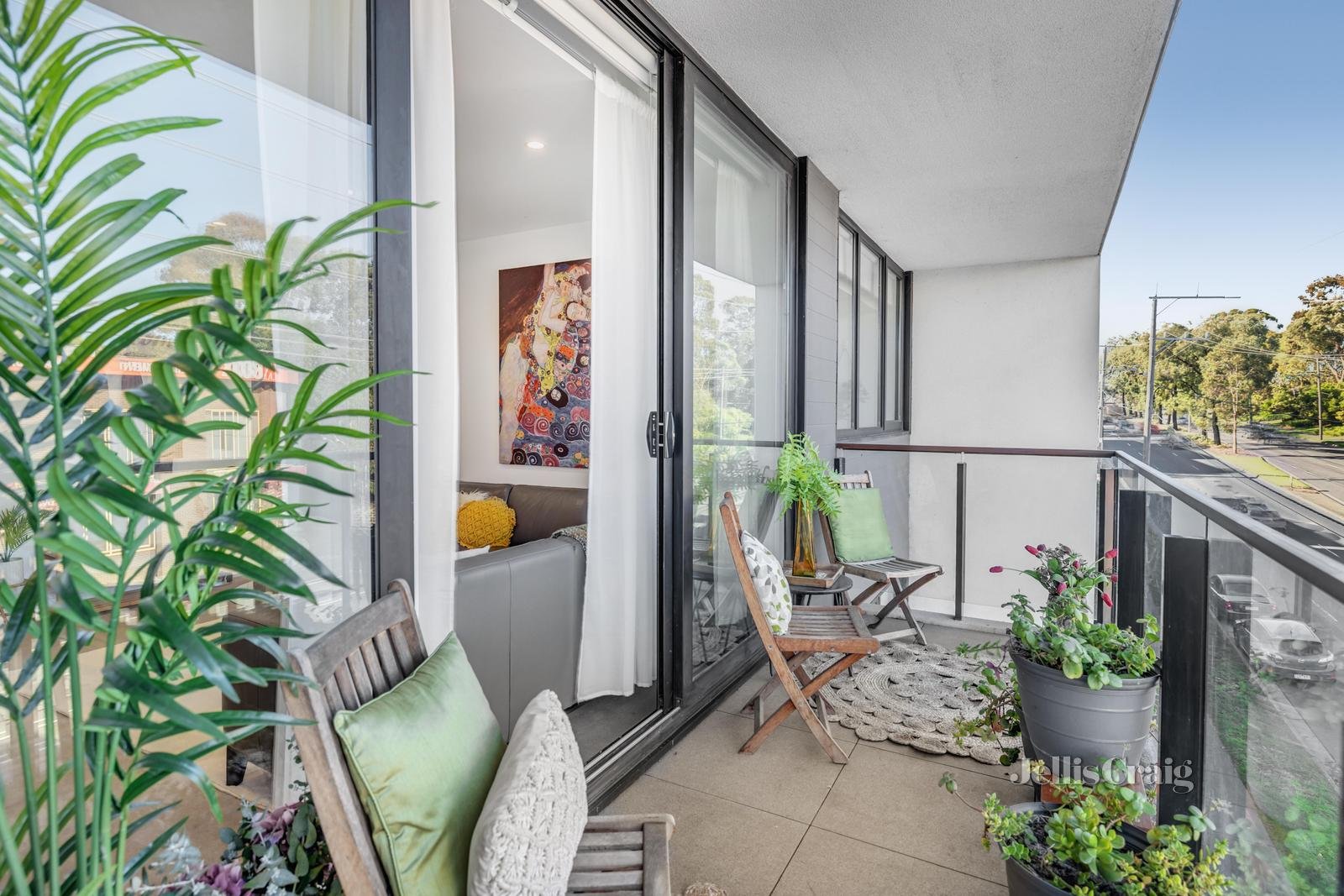 301/251 Canterbury Road, Forest Hill image 5