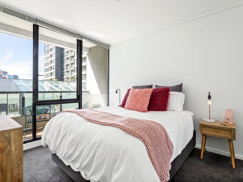 Property Gallery Thumbnail 4