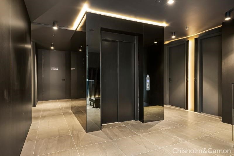 301/3 Docker Street, Elwood image 6