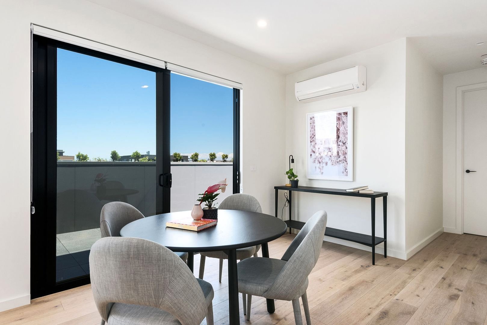 301/39 Nicholson Street, Bentleigh image 4