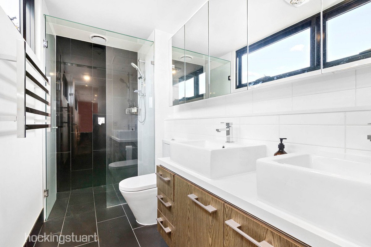 301/39 Riversdale Road, Hawthorn image 8