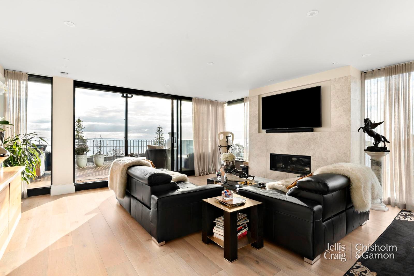 301/47 Ormond Esplanade, Elwood image 4