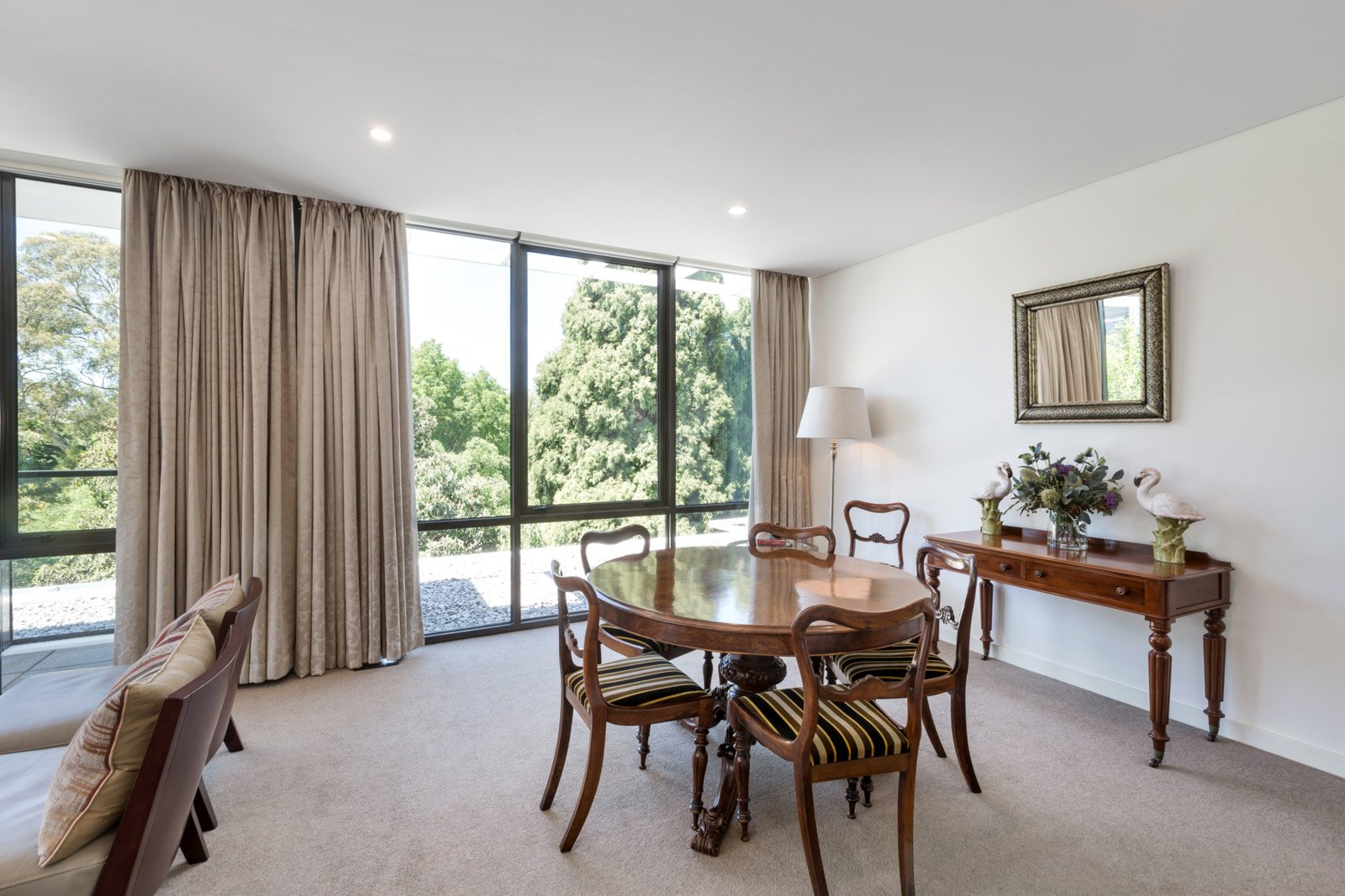 301/55 Chaucer Crescent, Canterbury image 4