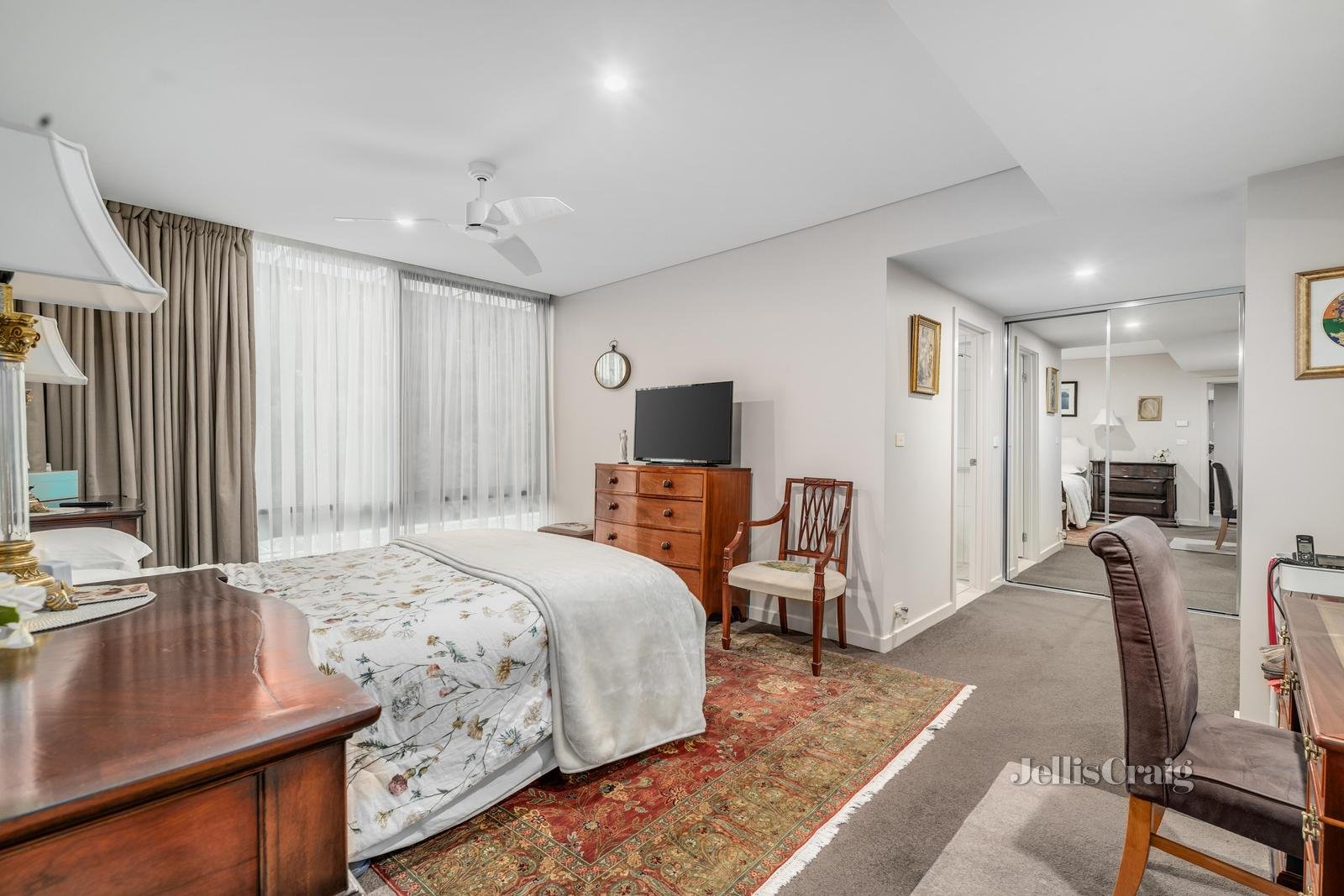 301/55 Chaucer Crescent, Canterbury image 6