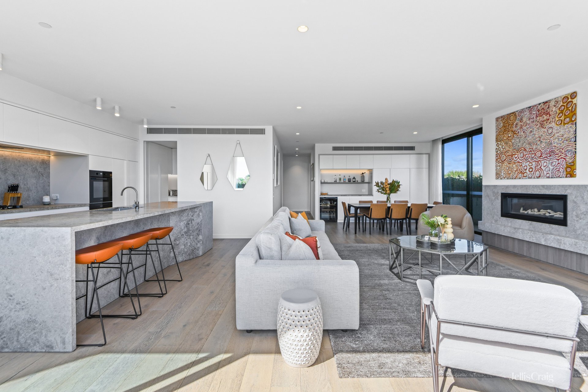 301/589 Toorak Road, Toorak image 7