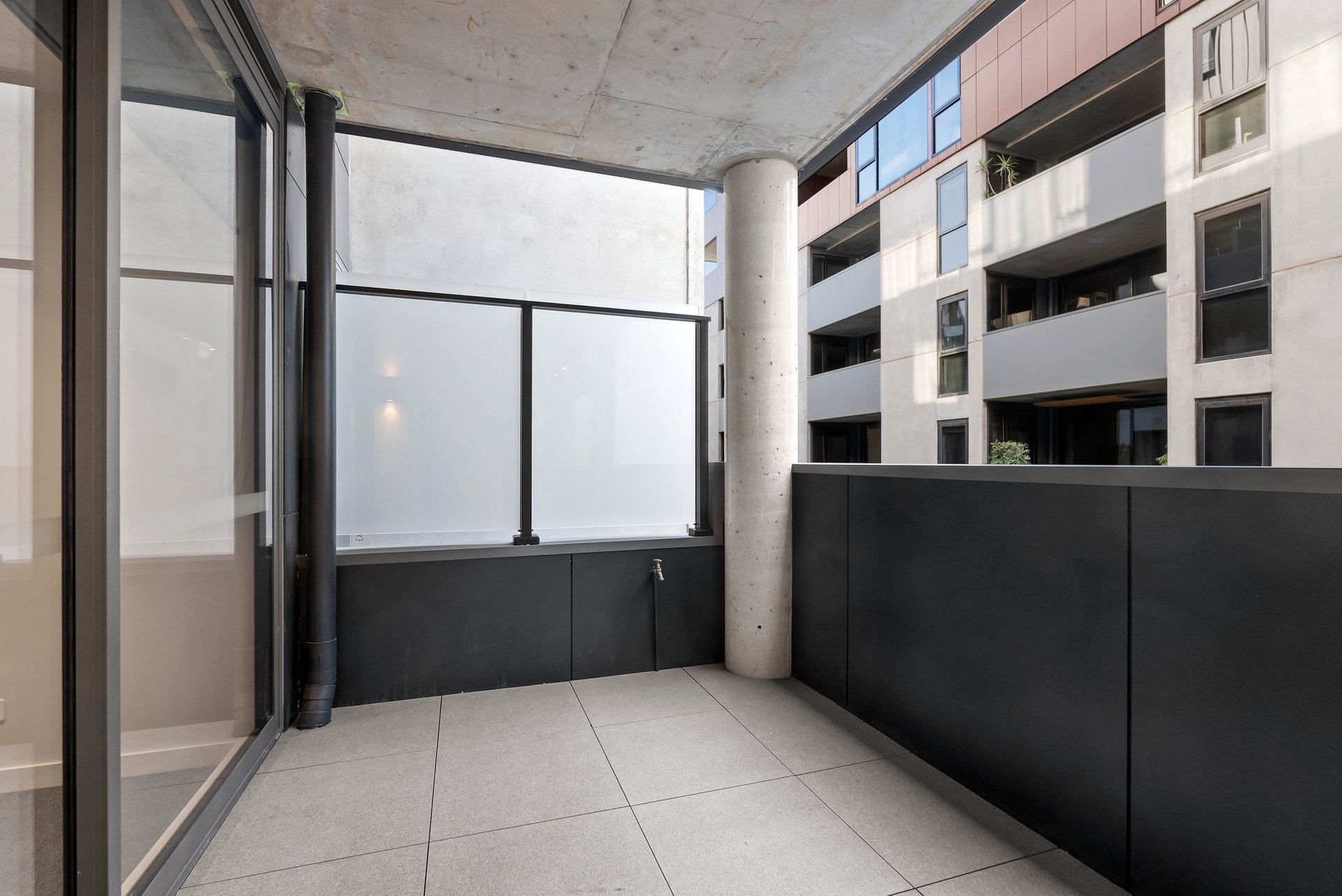 Property Gallery Thumbnail 8