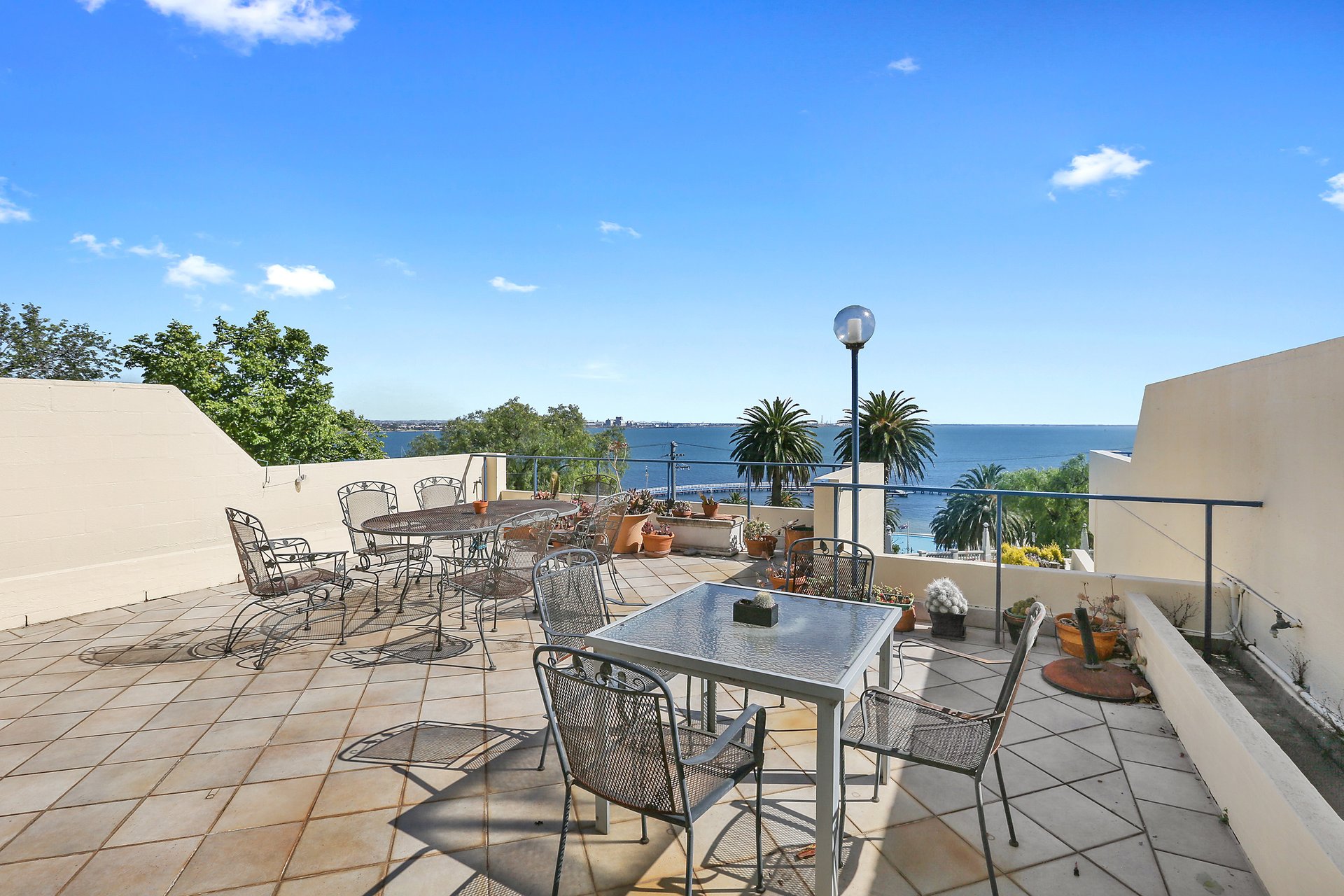 301/64 Eastern Beach Road, Geelong image 1