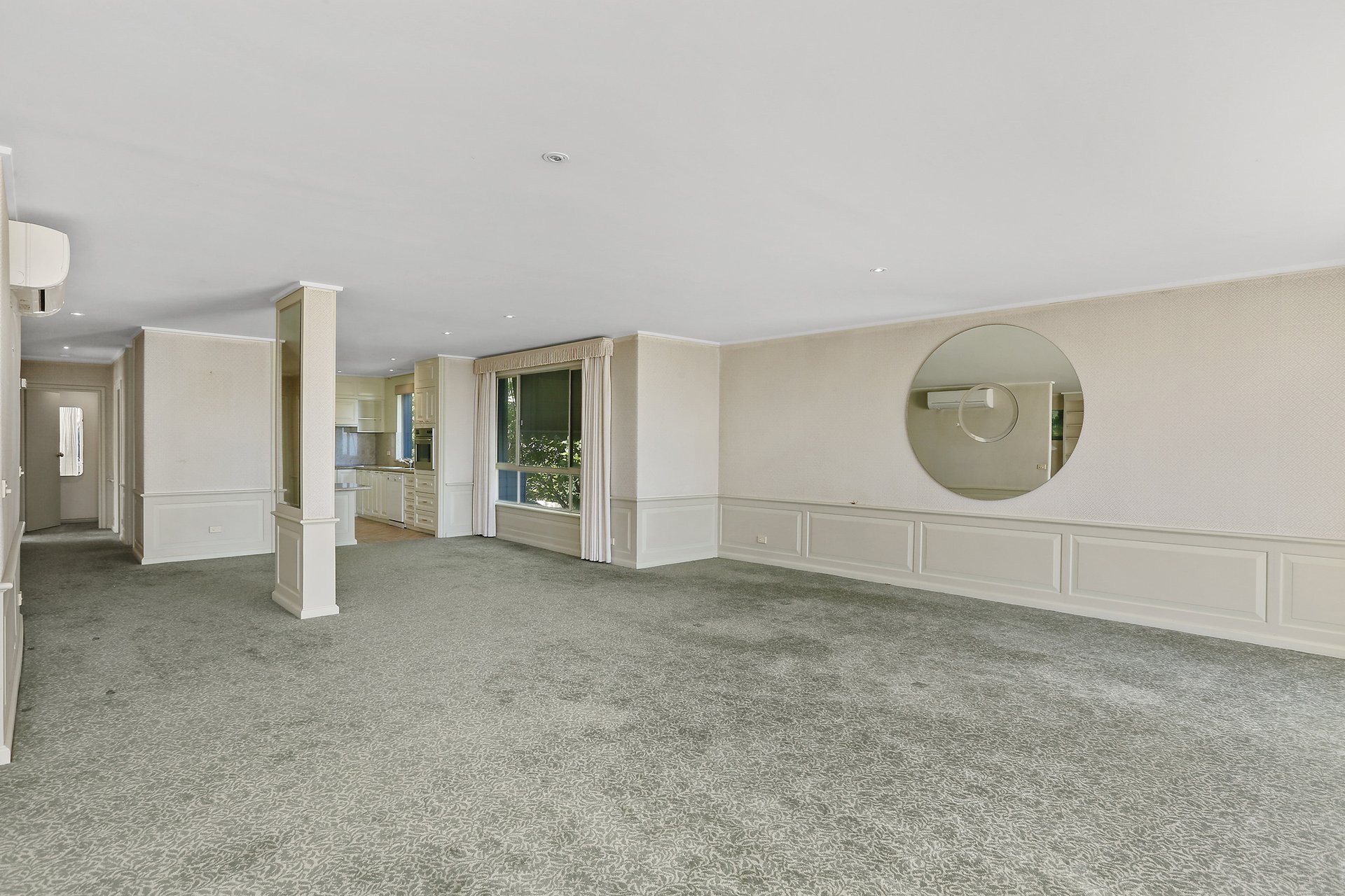 301/64 Eastern Beach Road, Geelong image 6