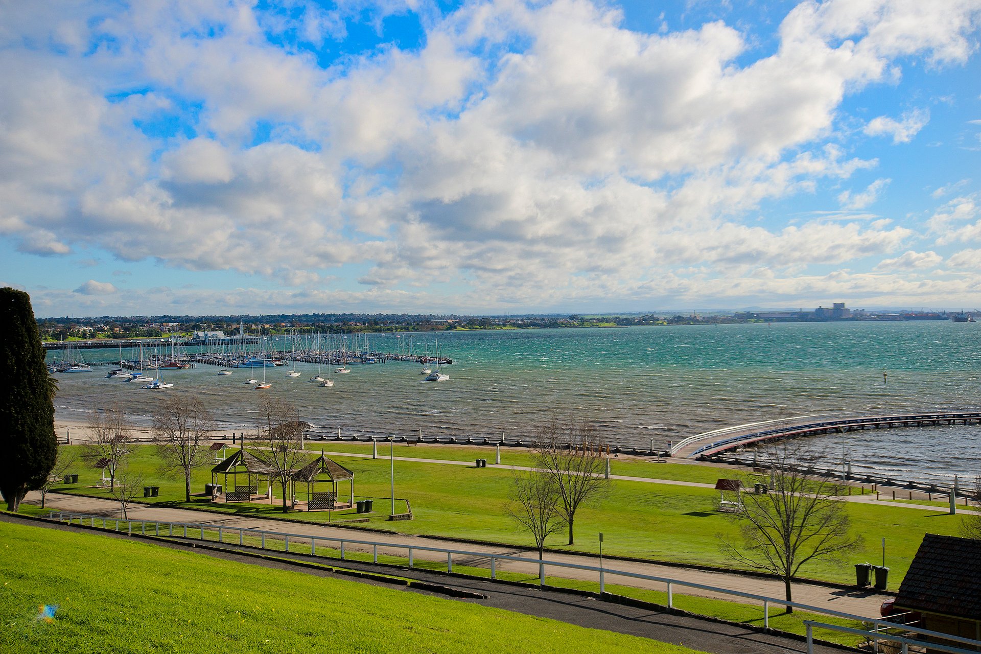 301/64 Eastern Beach Road, Geelong image 9
