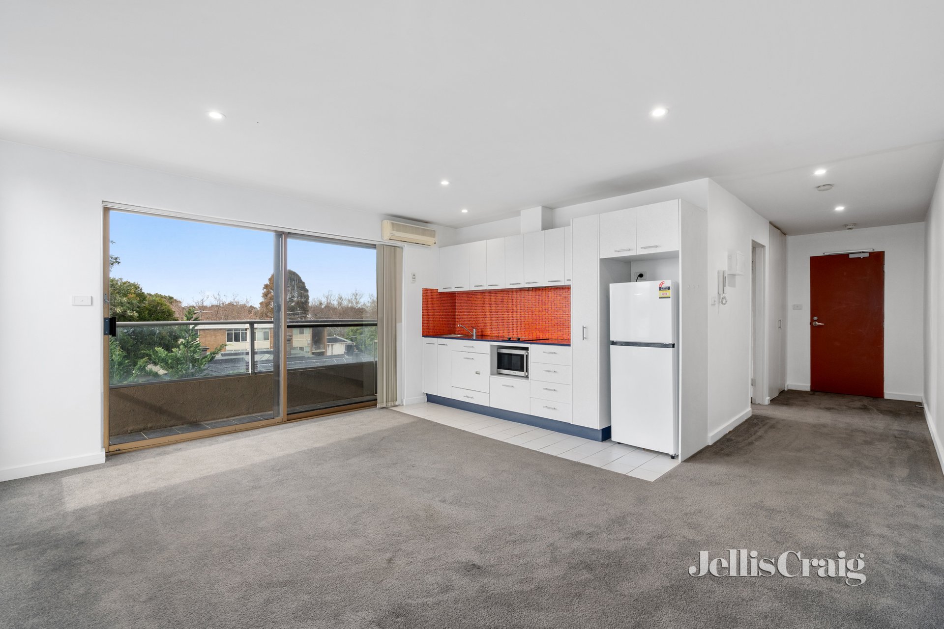 301/64 Wellington St, St&nbsp;Kilda image 1