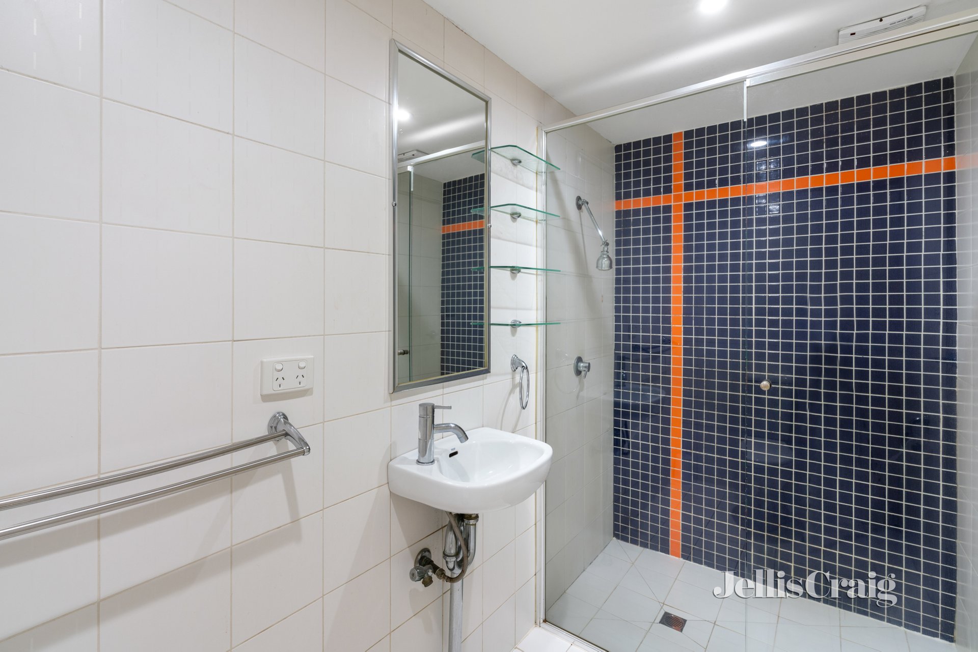 301/64 Wellington St, St&nbsp;Kilda image 5