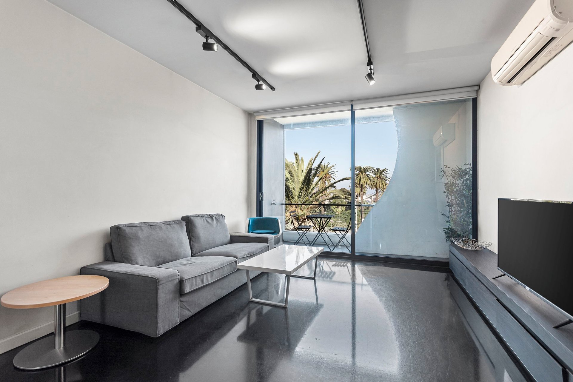 Property Gallery - Main Image