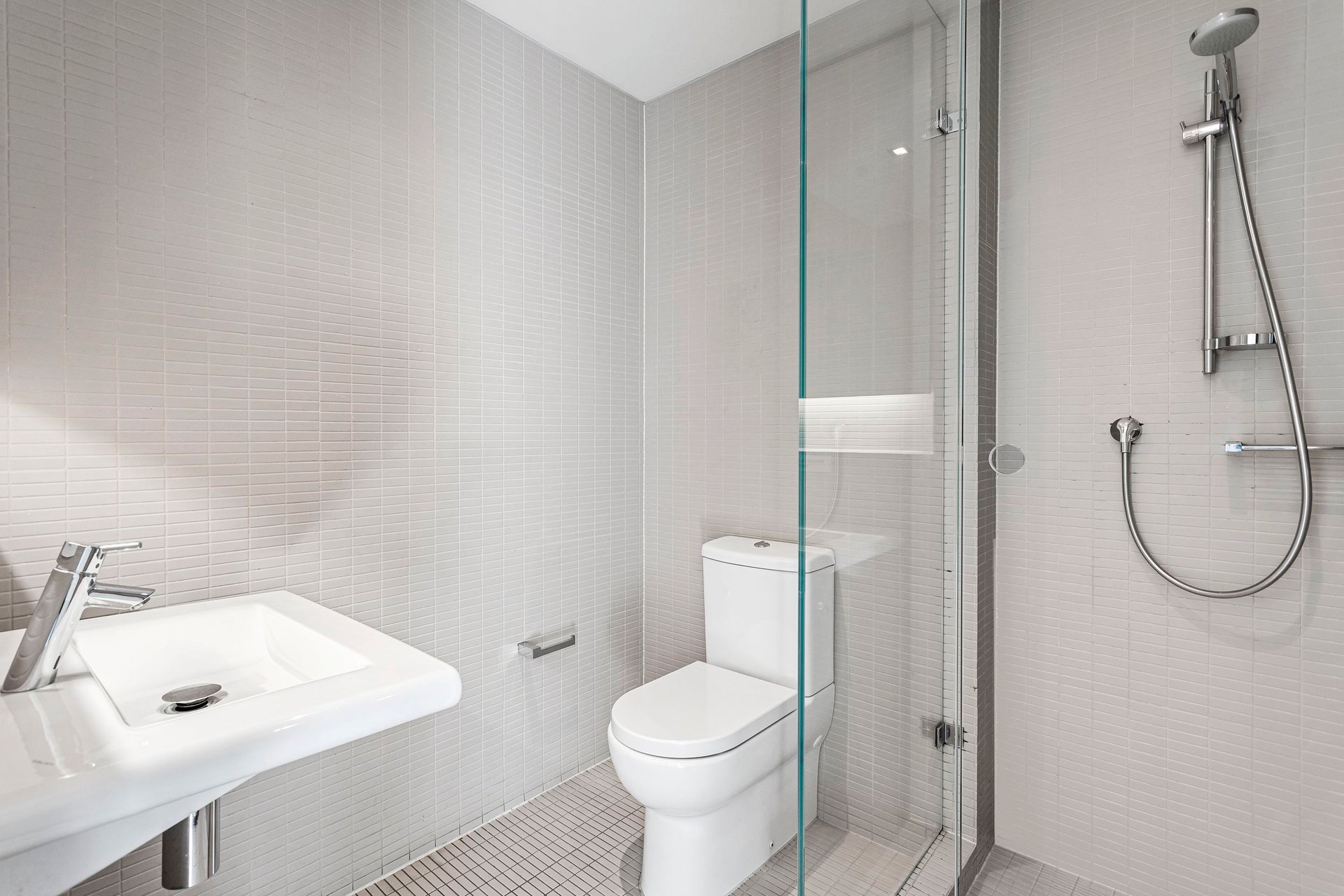 Property Gallery Thumbnail 9