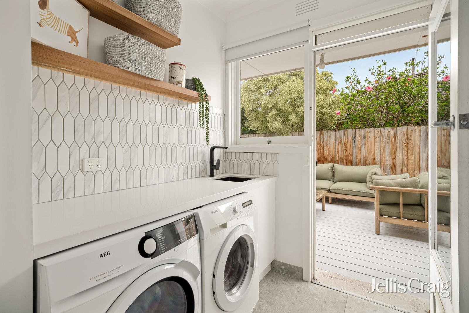 30/18 Robertson Parade, Aspendale image 9