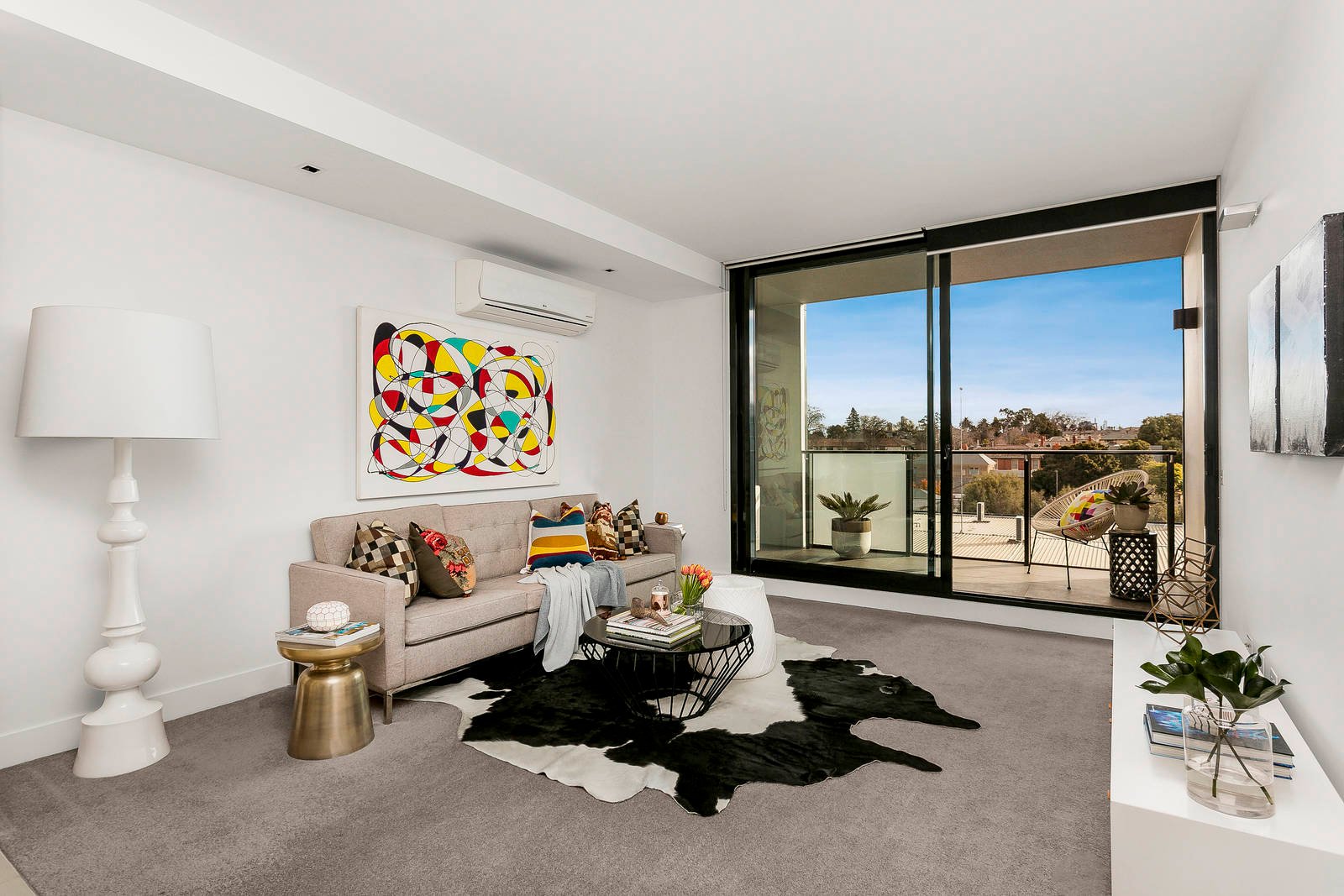 Property Gallery - Main Image