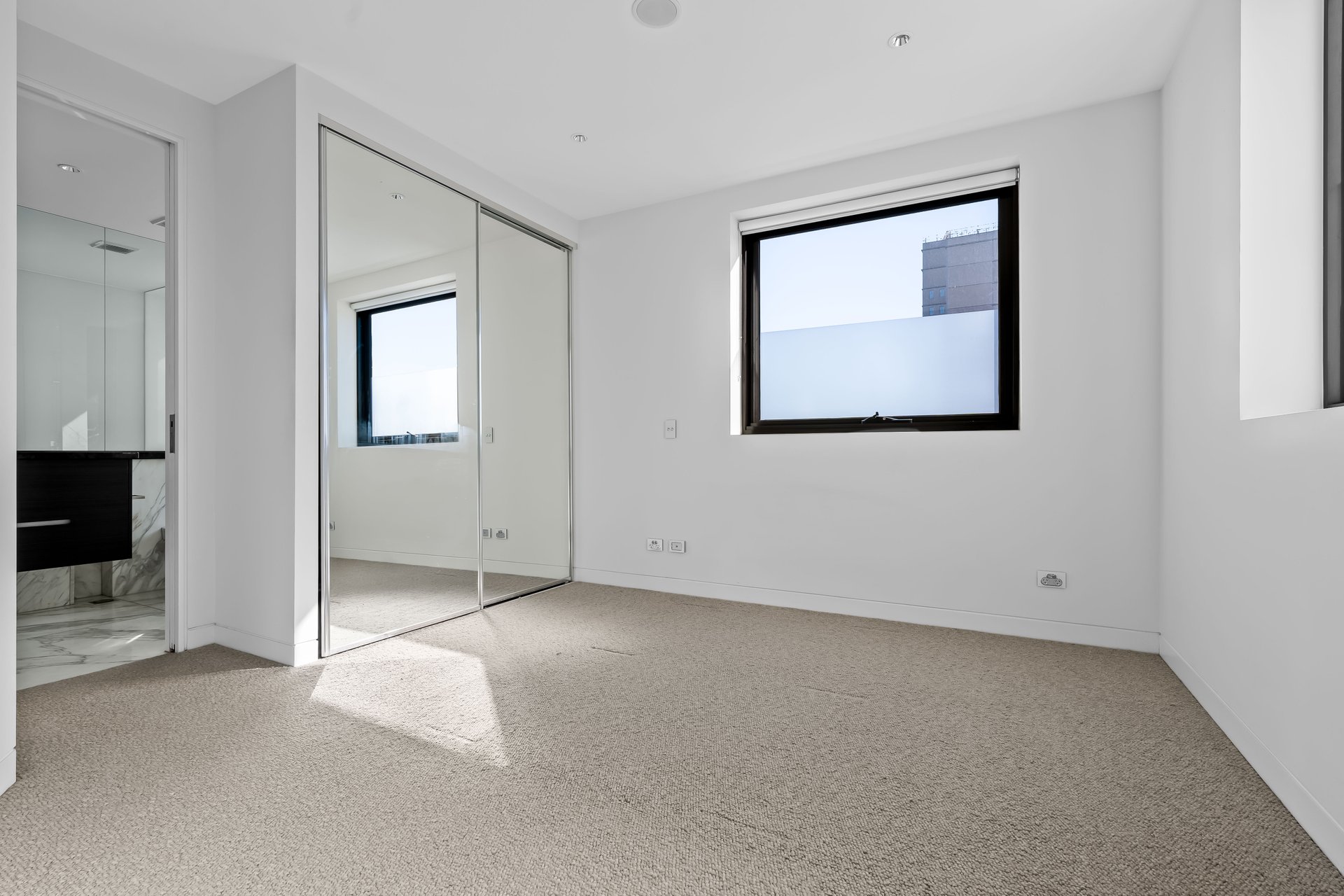 301/88 Beaconsfield Parade, Albert&nbsp;Park image 6