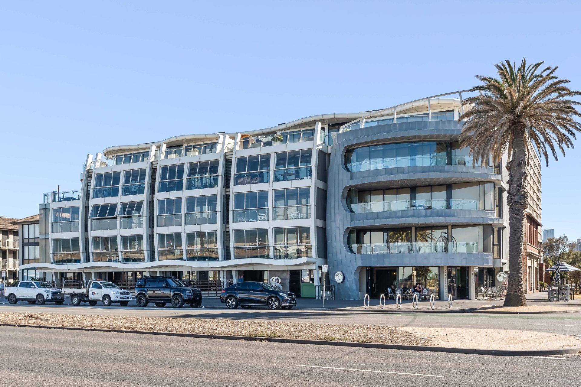 301/88 Beaconsfield Parade, Albert&nbsp;Park image 1