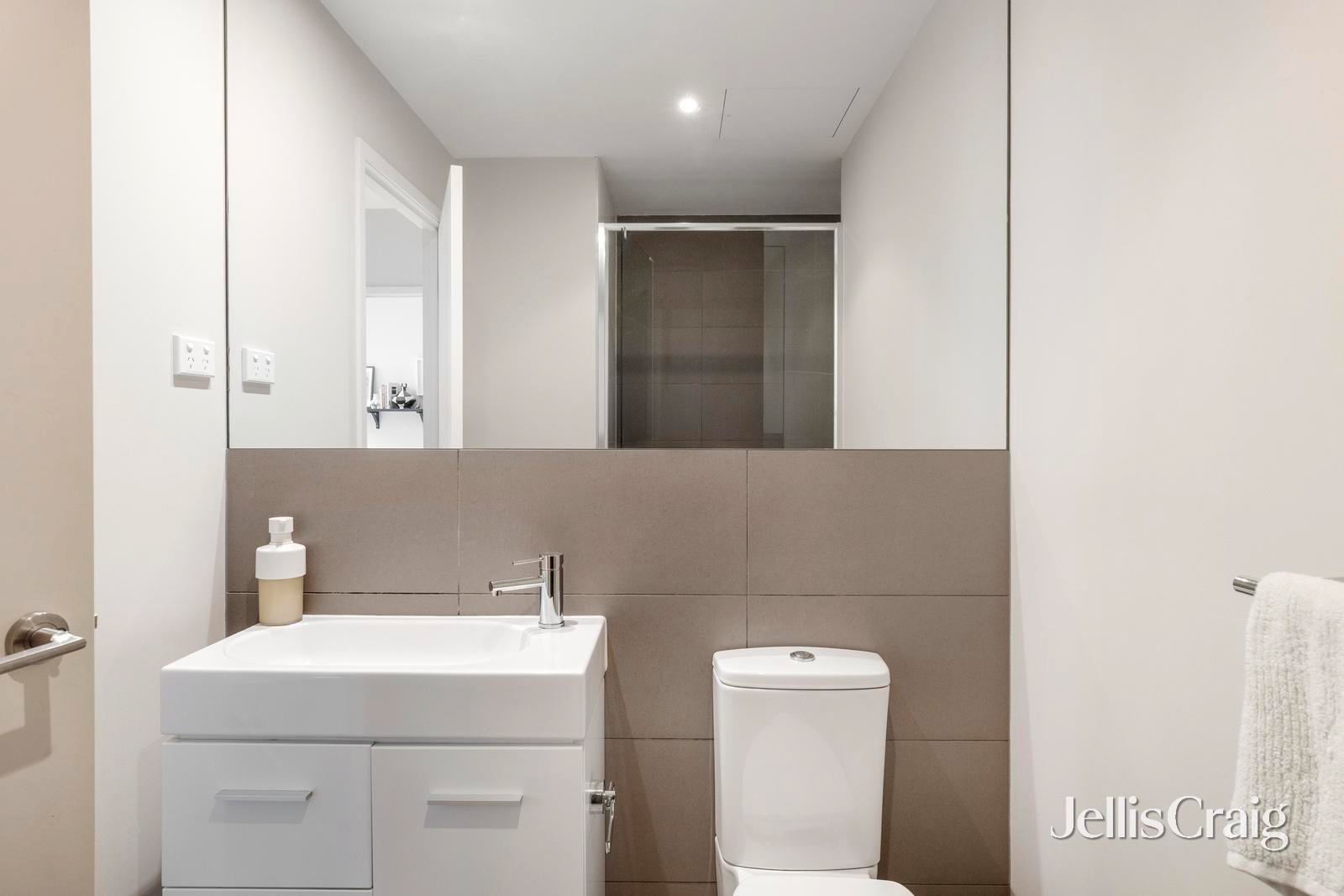 301/88 Trenerry Crescent, Abbotsford image 8