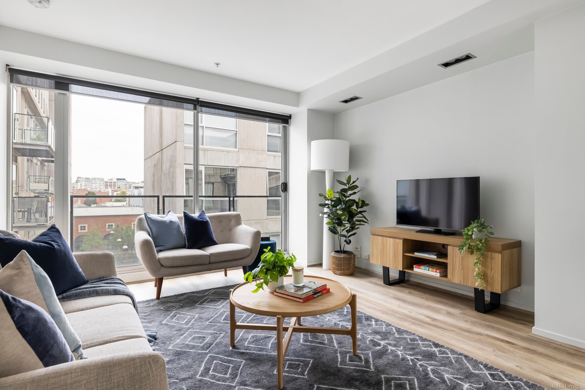 301k/211 Powlett Street, East&nbsp;Melbourne image 2