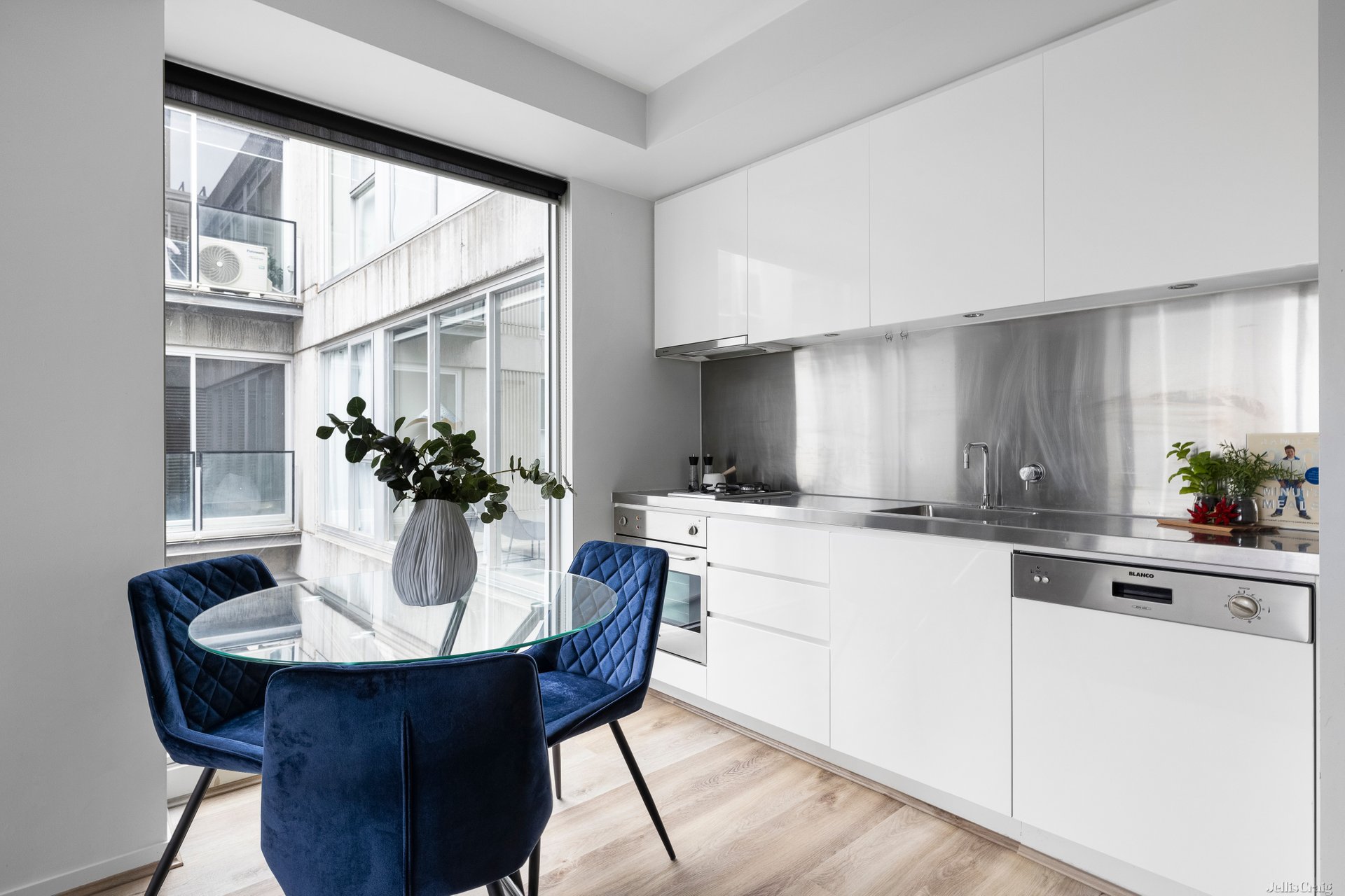 301k/211 Powlett Street, East&nbsp;Melbourne image 6