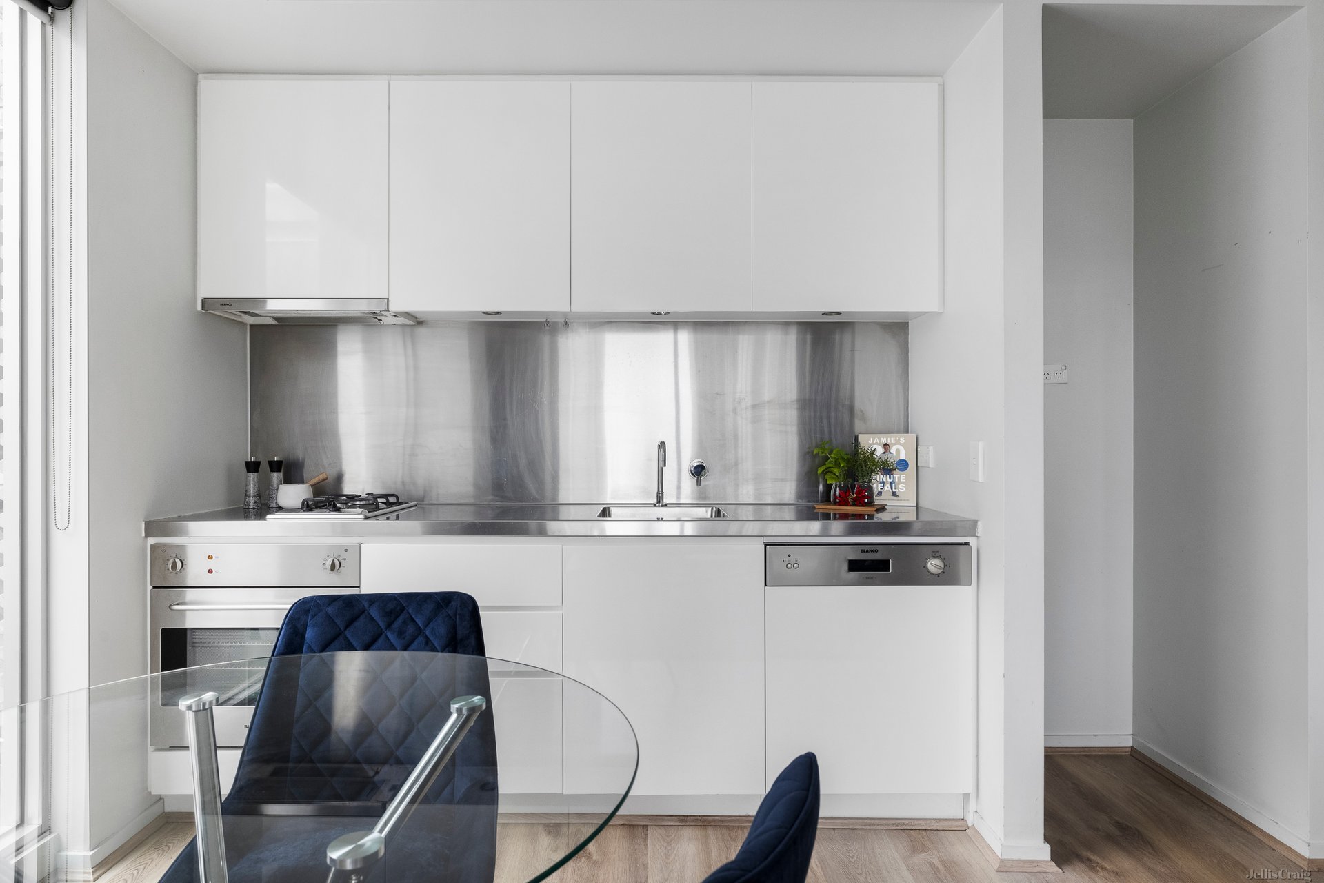 301k/211 Powlett Street, East&nbsp;Melbourne image 8