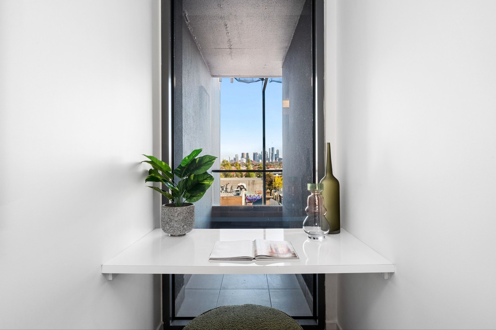 Property Gallery Thumbnail 8