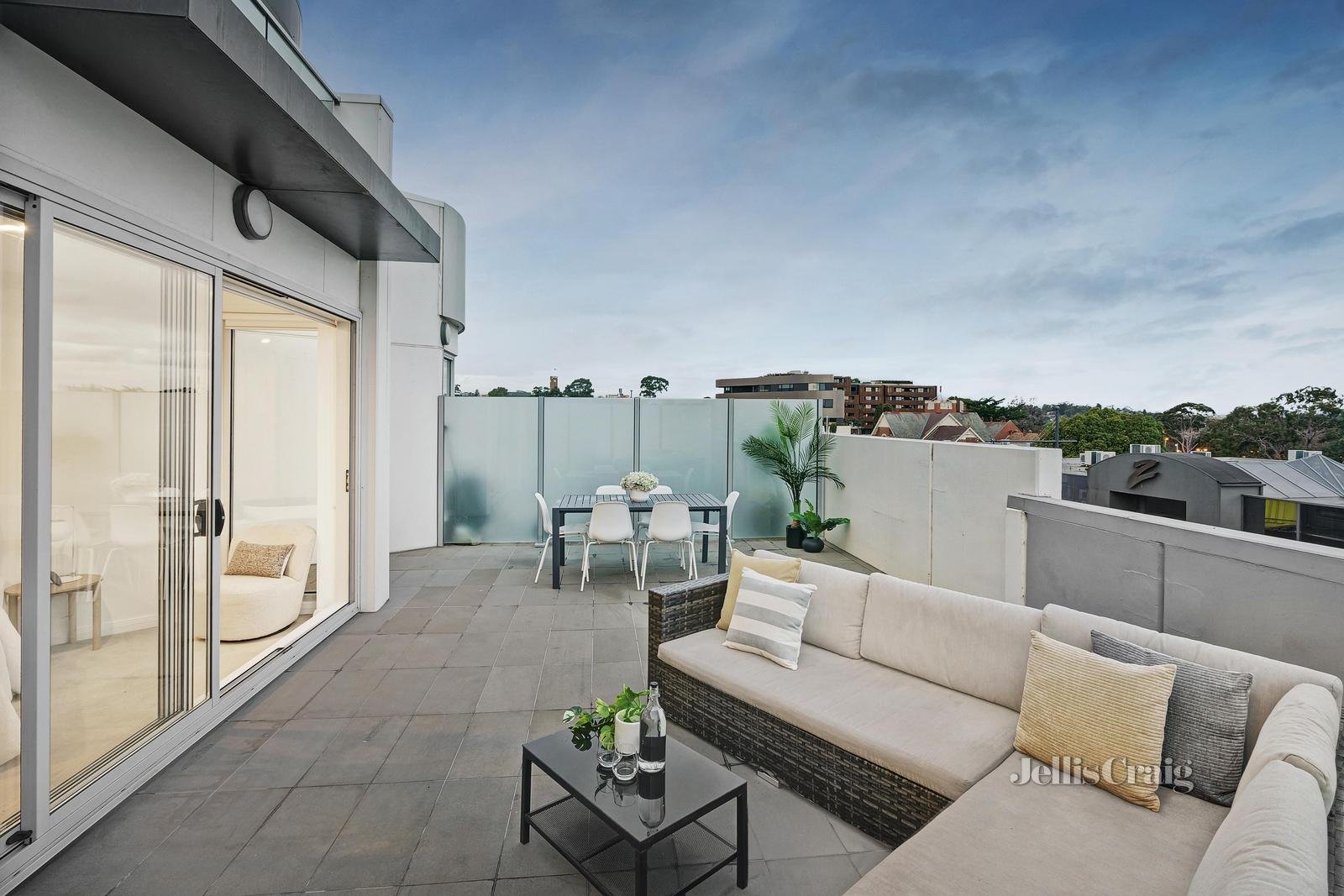 302/105 Upper Heidelberg Road, Ivanhoe image 3
