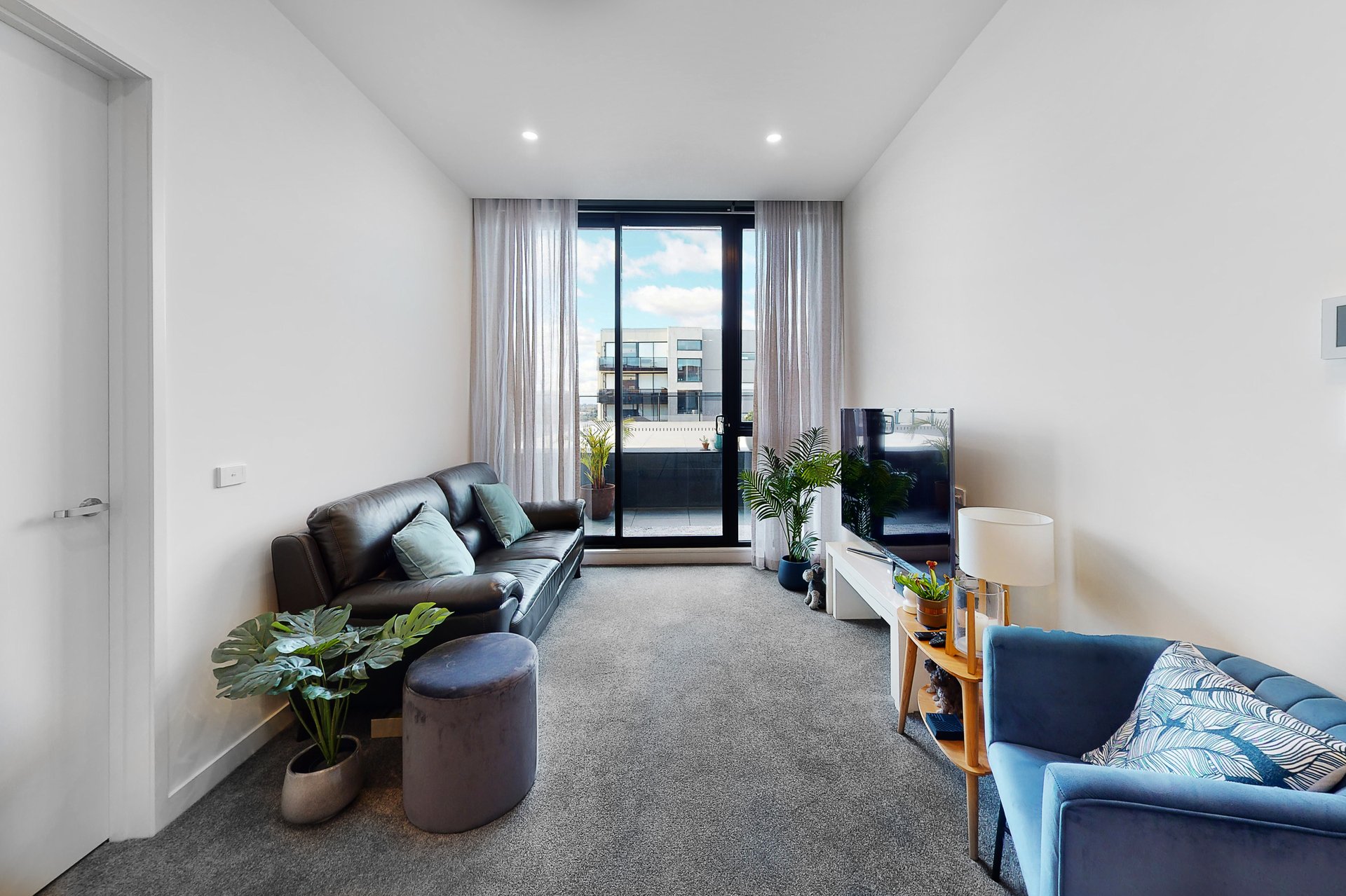 302/12 Thomas Holmes Street, Maribyrnong image 4