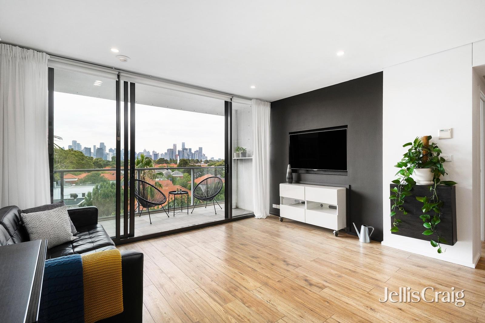 302/159 Beach Street, Port&nbsp;Melbourne image 14