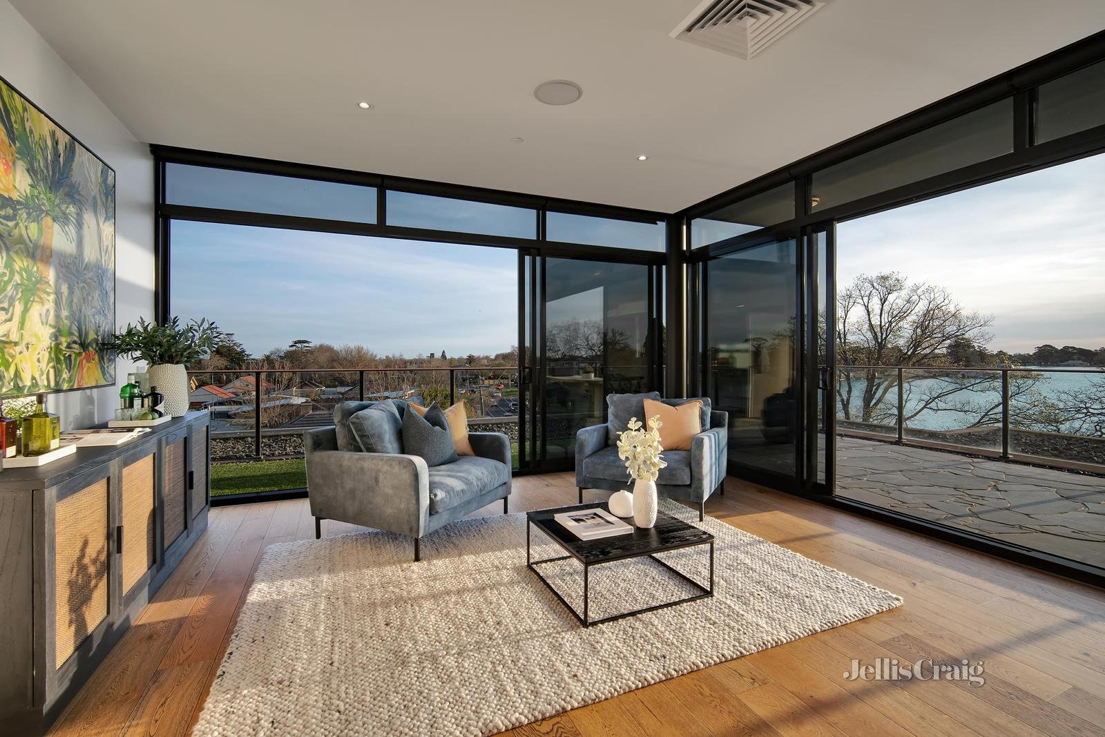 302/18-22 Wendouree Parade, Lake Wendouree image 7