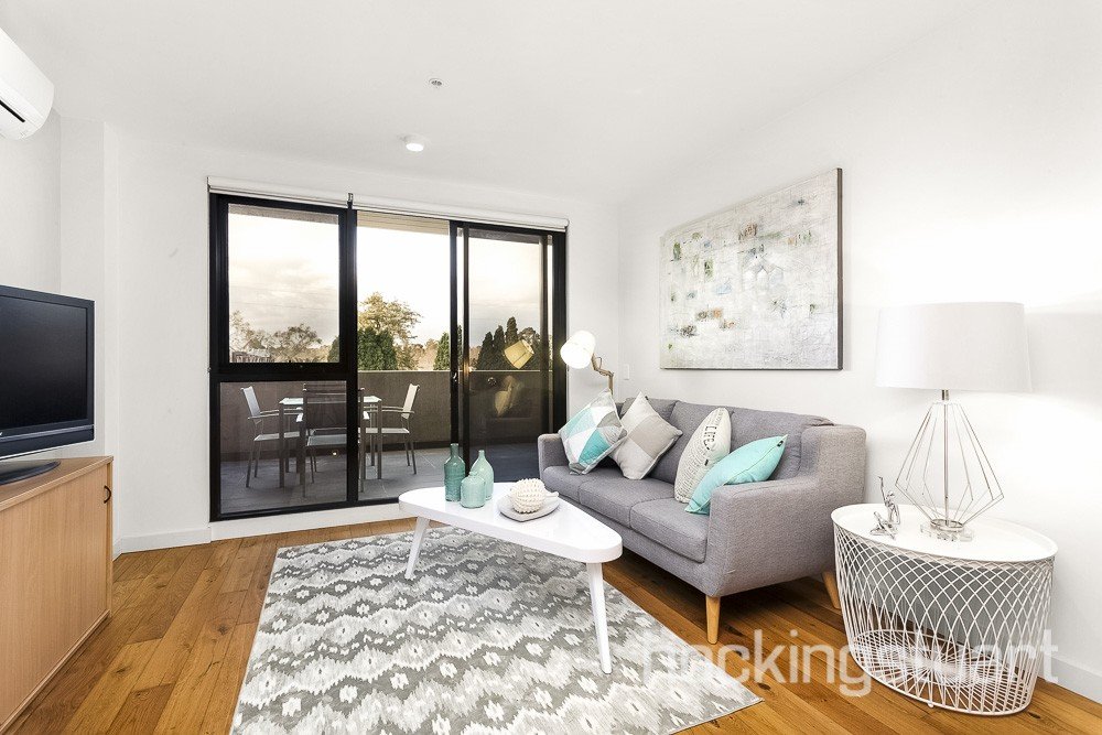 302/2 Tweed Street, Hawthorn image 2
