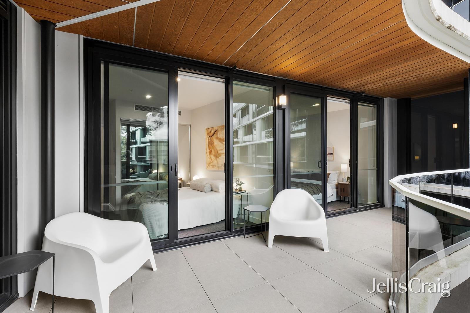302/200 Burwood Road, Hawthorn image 3